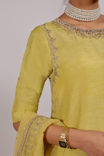 LIME YELLOW SILK (SHIRT WITH PLAZAO)